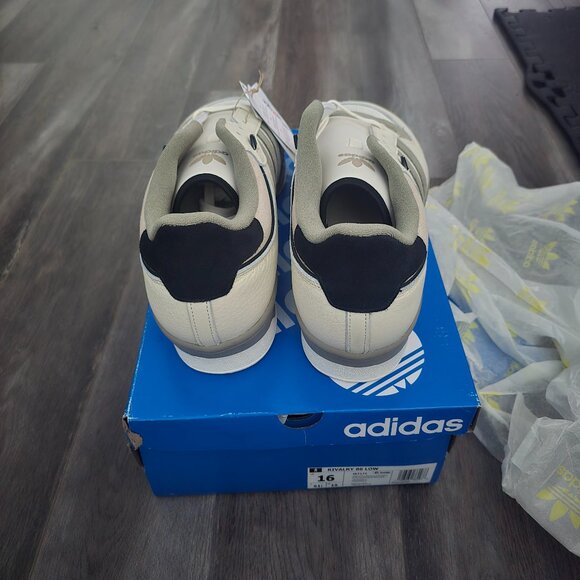 Mens Adidas Rivalry 86 Low - Picture 10 of 13